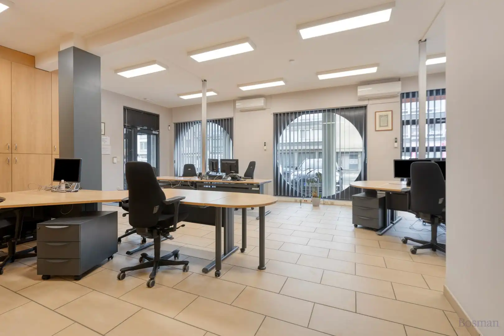 Ruim handelspand te huur in centrum Tessenderlo foto 7