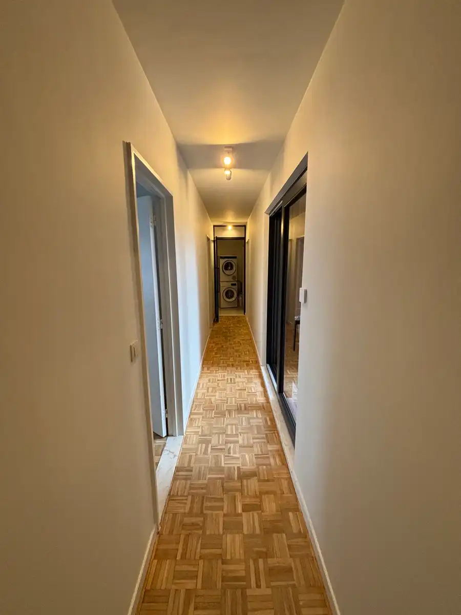 Gerenoveerd appartement met 3 slpk + garage in Mechelen foto 9