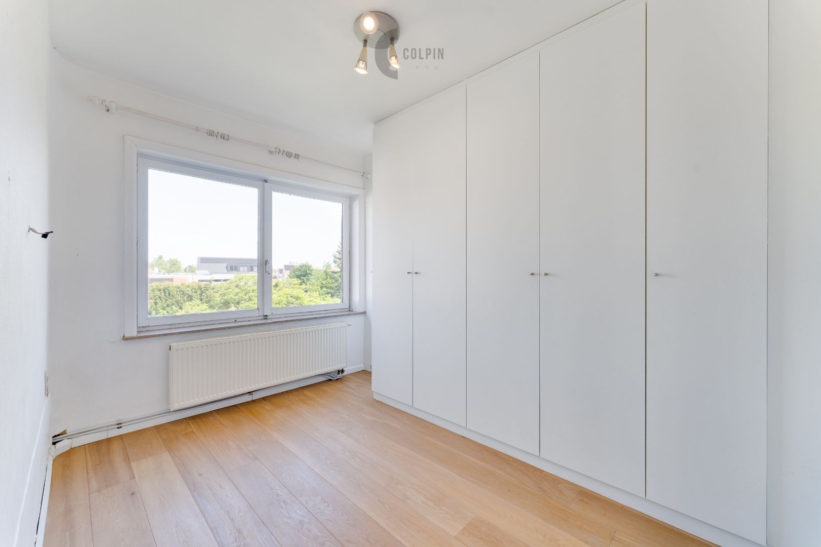 2 slaapkamer appartement in hartje Duinbergen, vlakbij het Astridplein foto 2