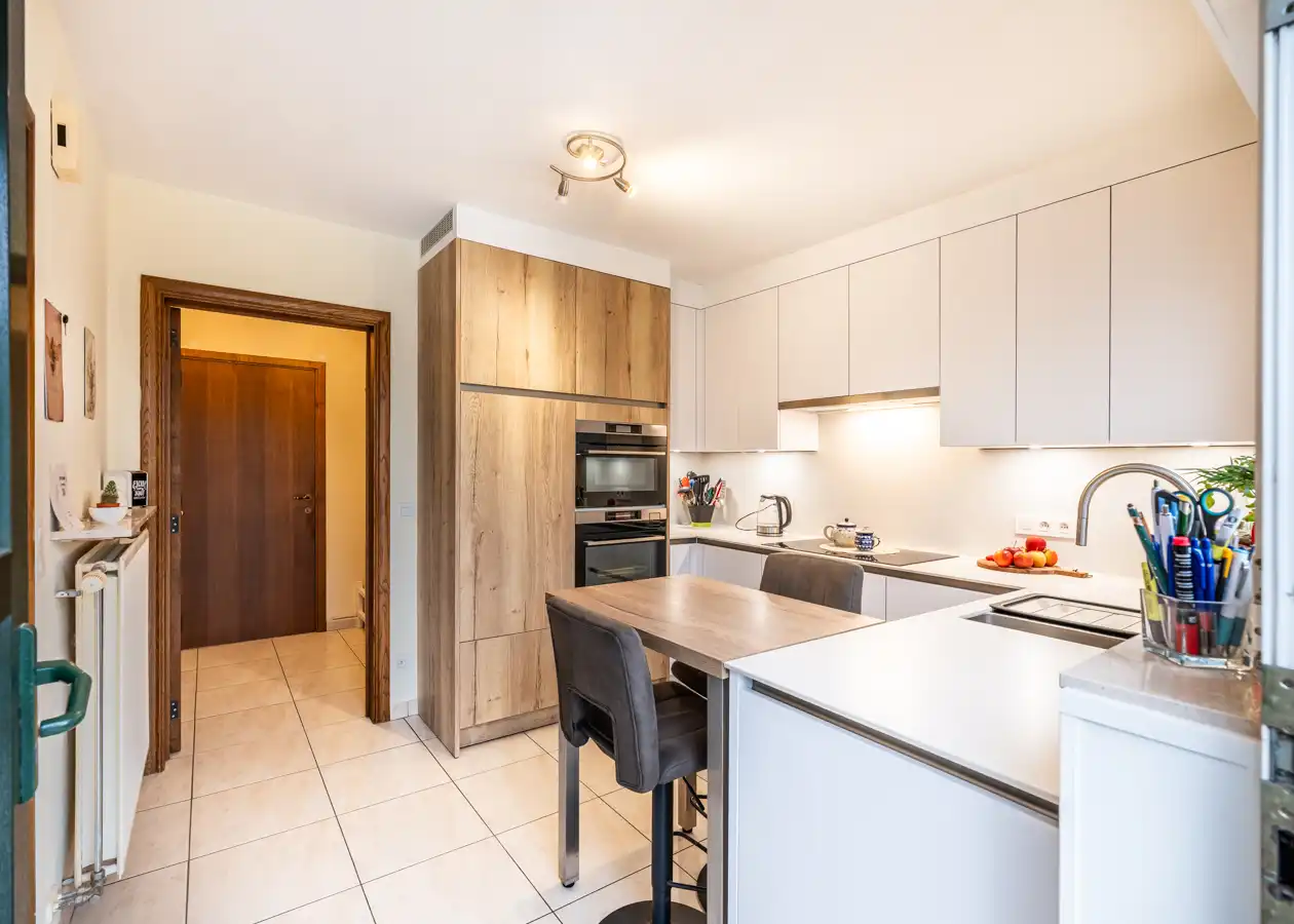 Instapklare halfopen woning met tuin en garage in Bredene foto 6