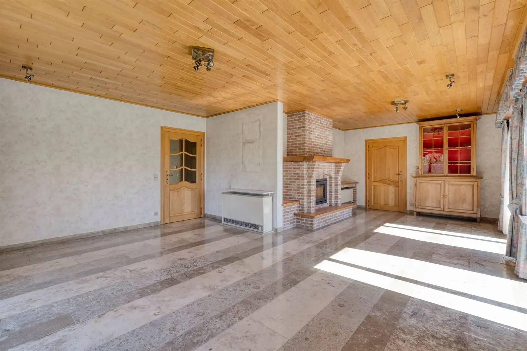 Ruime bungalow op toplocatie foto 9