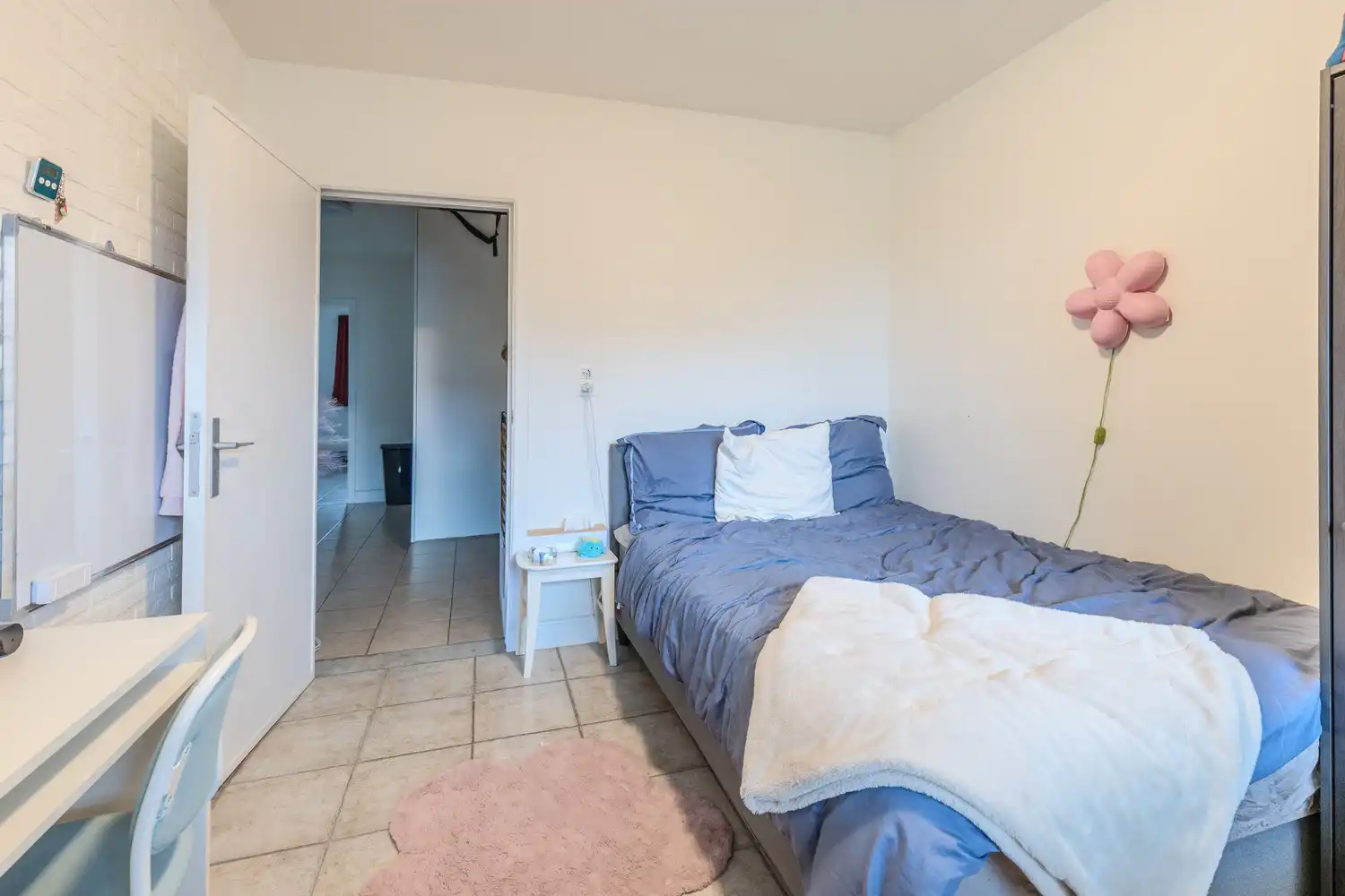 Gelijkvloers appartement met 3 slaapkamers, terras en garage in Uikhoven aan de Maas! foto 19