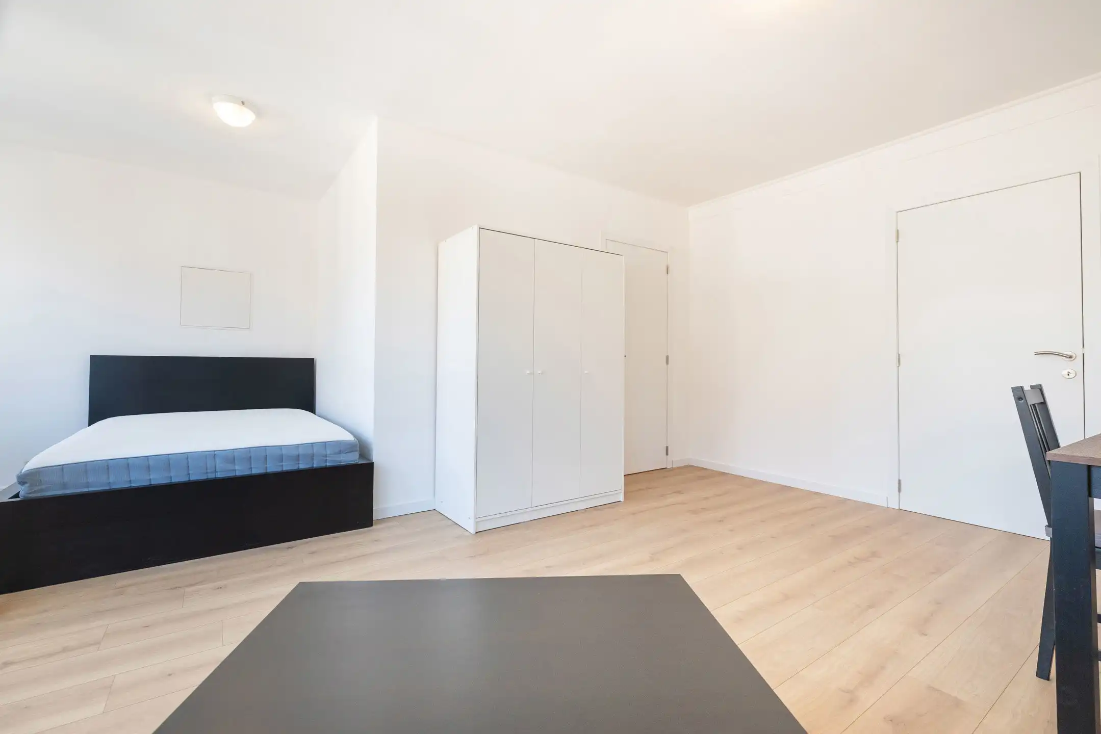 Huis met 5 slaapkamers + 2 studio's + opslagruimte  foto 21