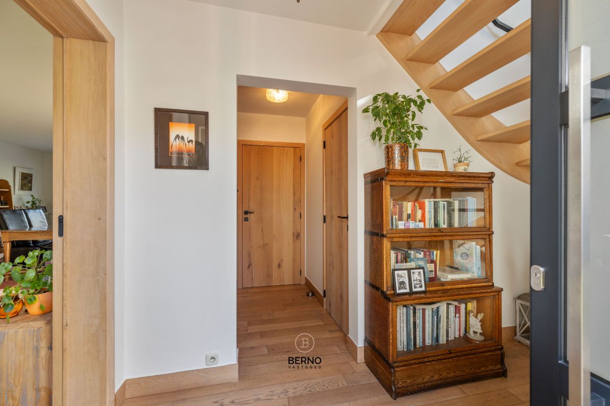 Instapklare en energiezuinige gezinswoning met tuin in Lebbeke foto 3