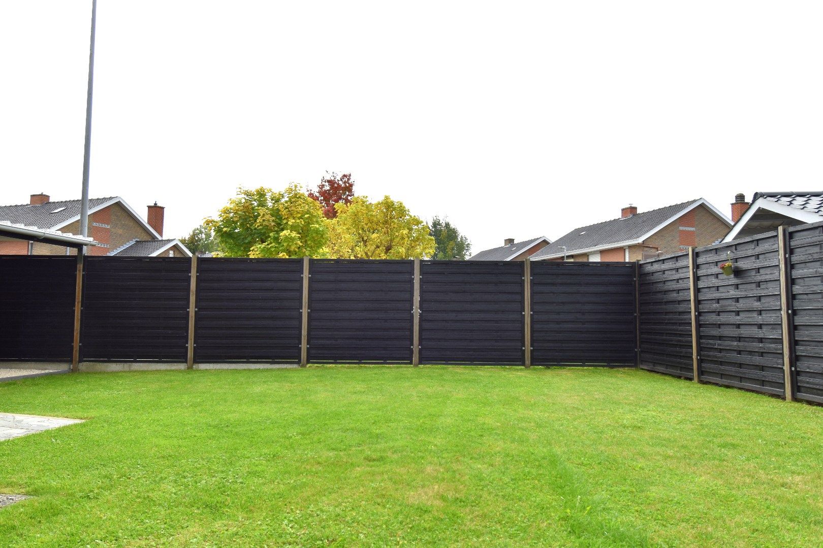 Verzorgde bel-etage met 3 slaapkamers, garage en carport te Lendelede foto 12