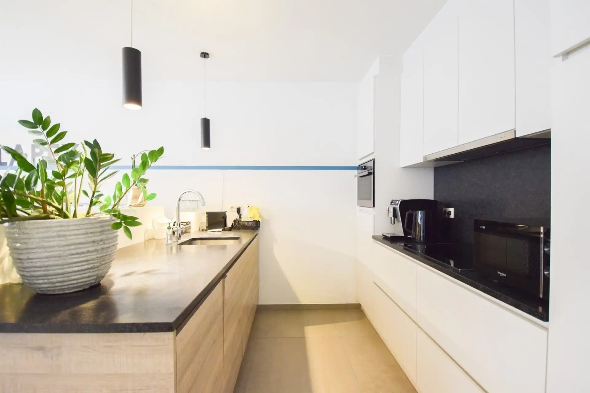 2-slaapkamerappartement in hartje van Sint-Gillis-Waas! foto 6