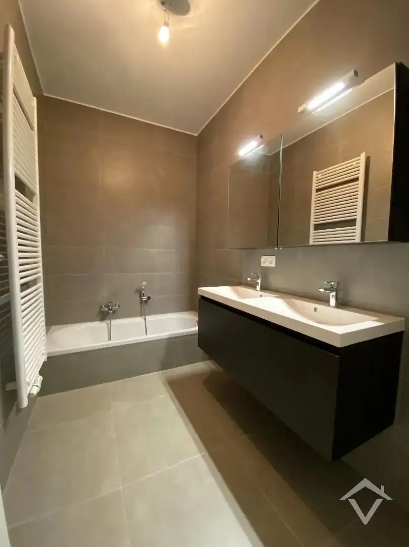 Rustig gelegen appartement met 1 slaapkamer te Koekelare foto 8
