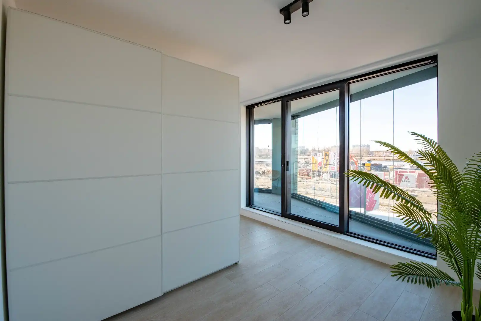 Licht, luxe en uitzicht op de Schelde foto 15