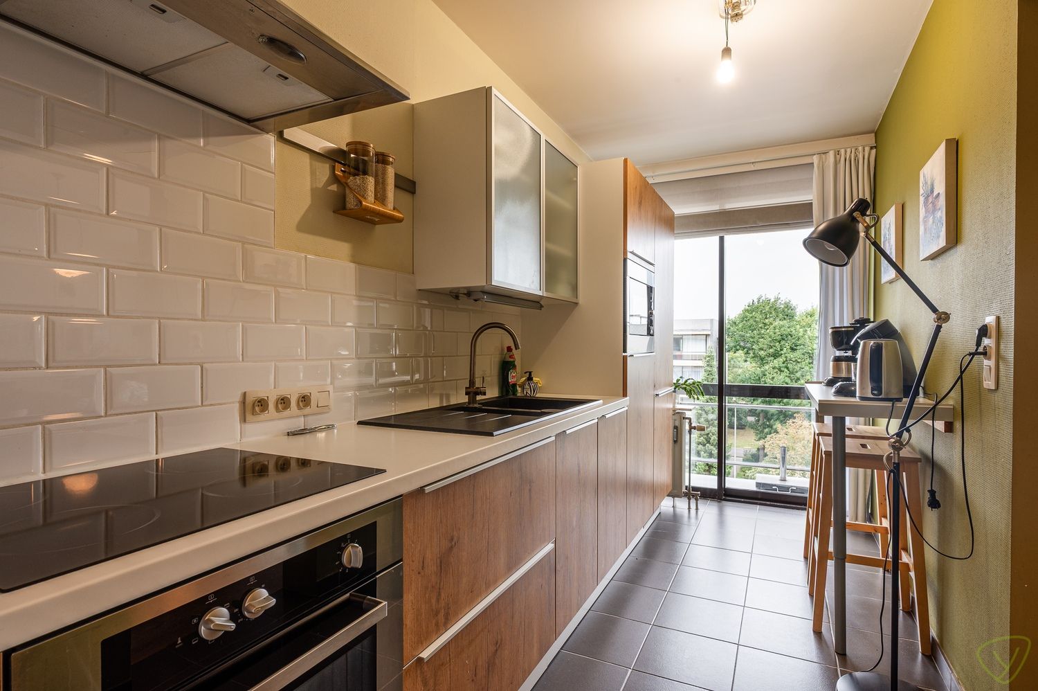 Lichtrijk appartement met twee terrassen en prachtig vergezicht in Eeklo foto 6