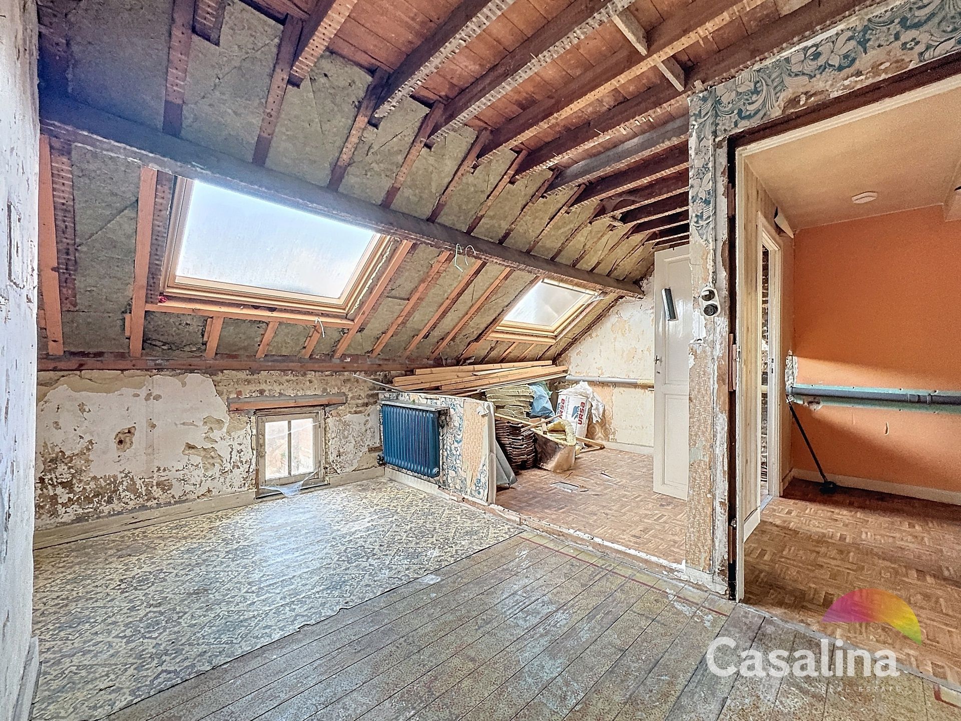 ONDER OPTIE - Huis te renoveren met een tuin van 250m² foto 18