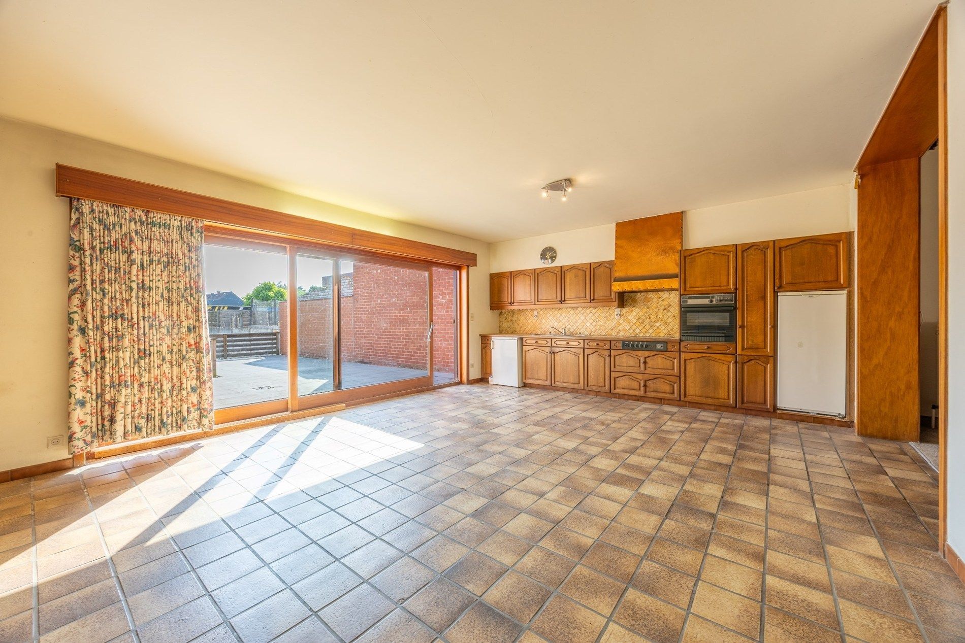 Gebouw voor gemengd gebruik met atelier op 568 m² foto 11