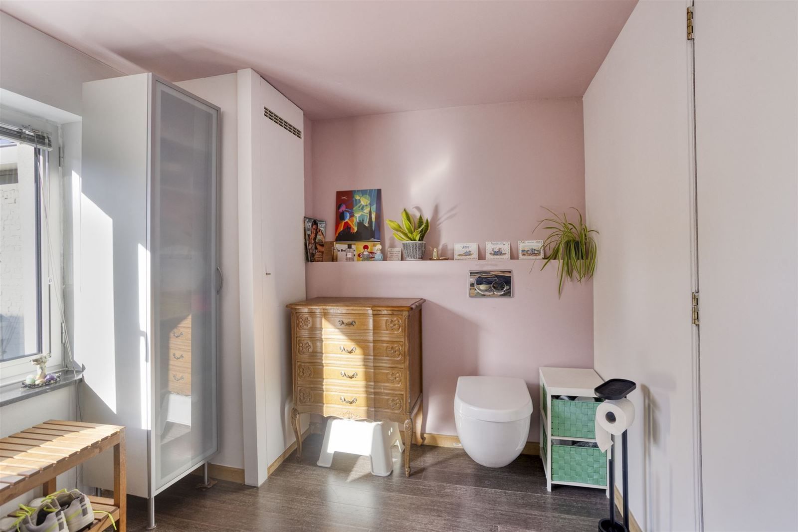 Zeer gezellige woning met 2 slaapkamers + bureau nabij centrum Halle  foto 15