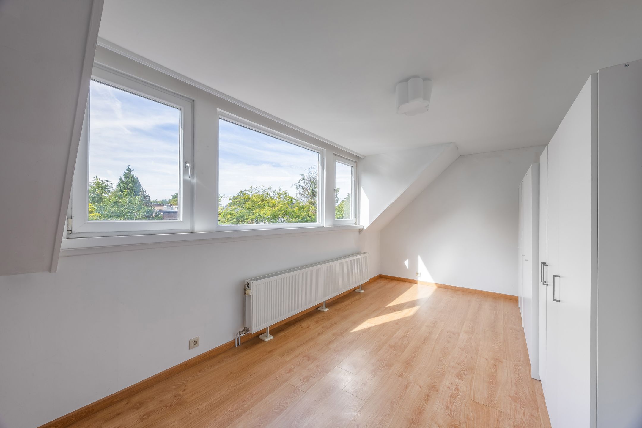 Ruime, lichrijke woning met 5 slaapkamers en zuidtuin  foto 23