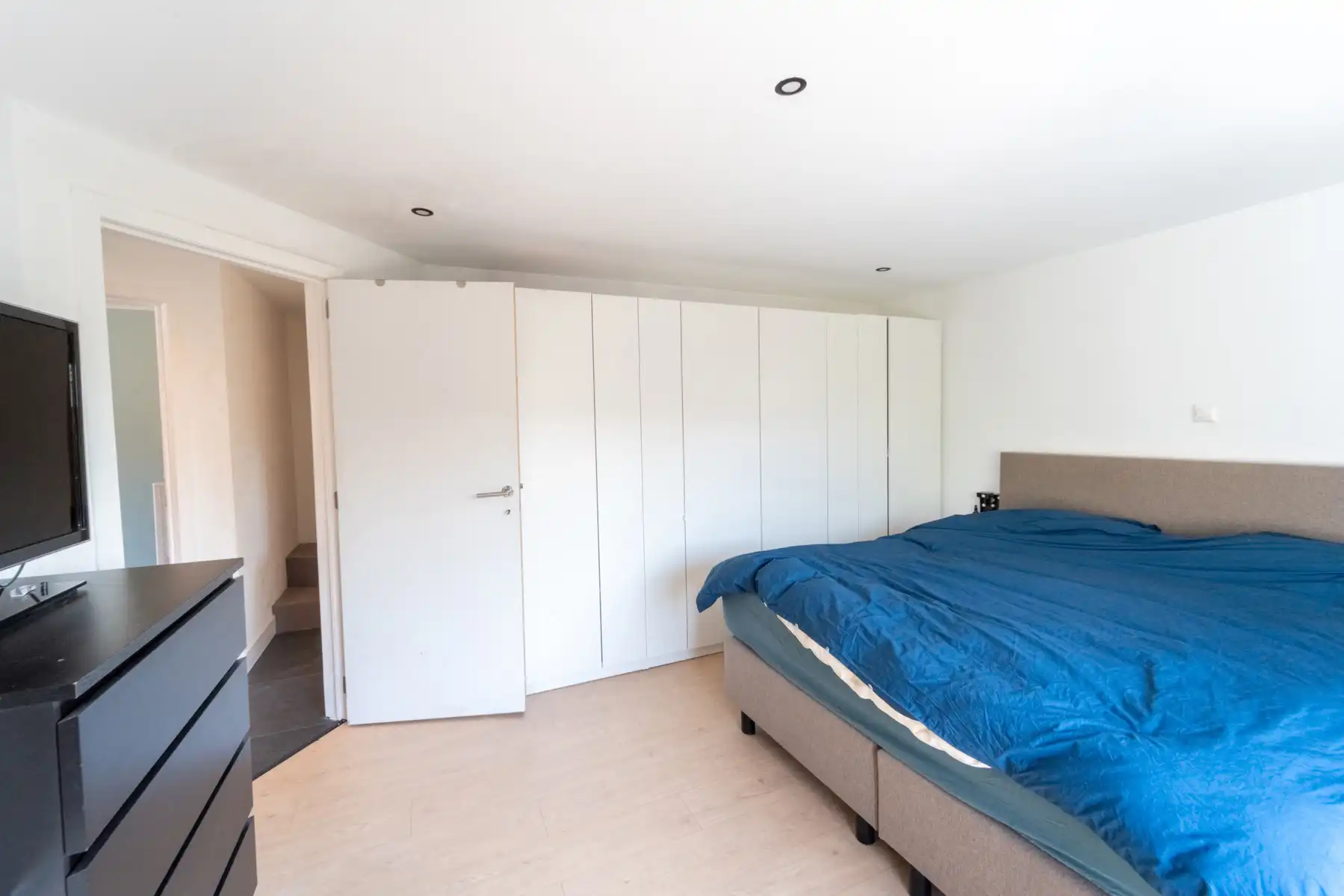 Ruime woning met bijgebouw en uitzicht op het Drongengoed foto 20