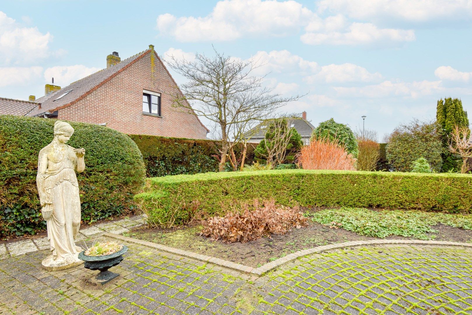 Ruime villa op 1.205 m² in rustige woonwijk te Middelkerke foto 21