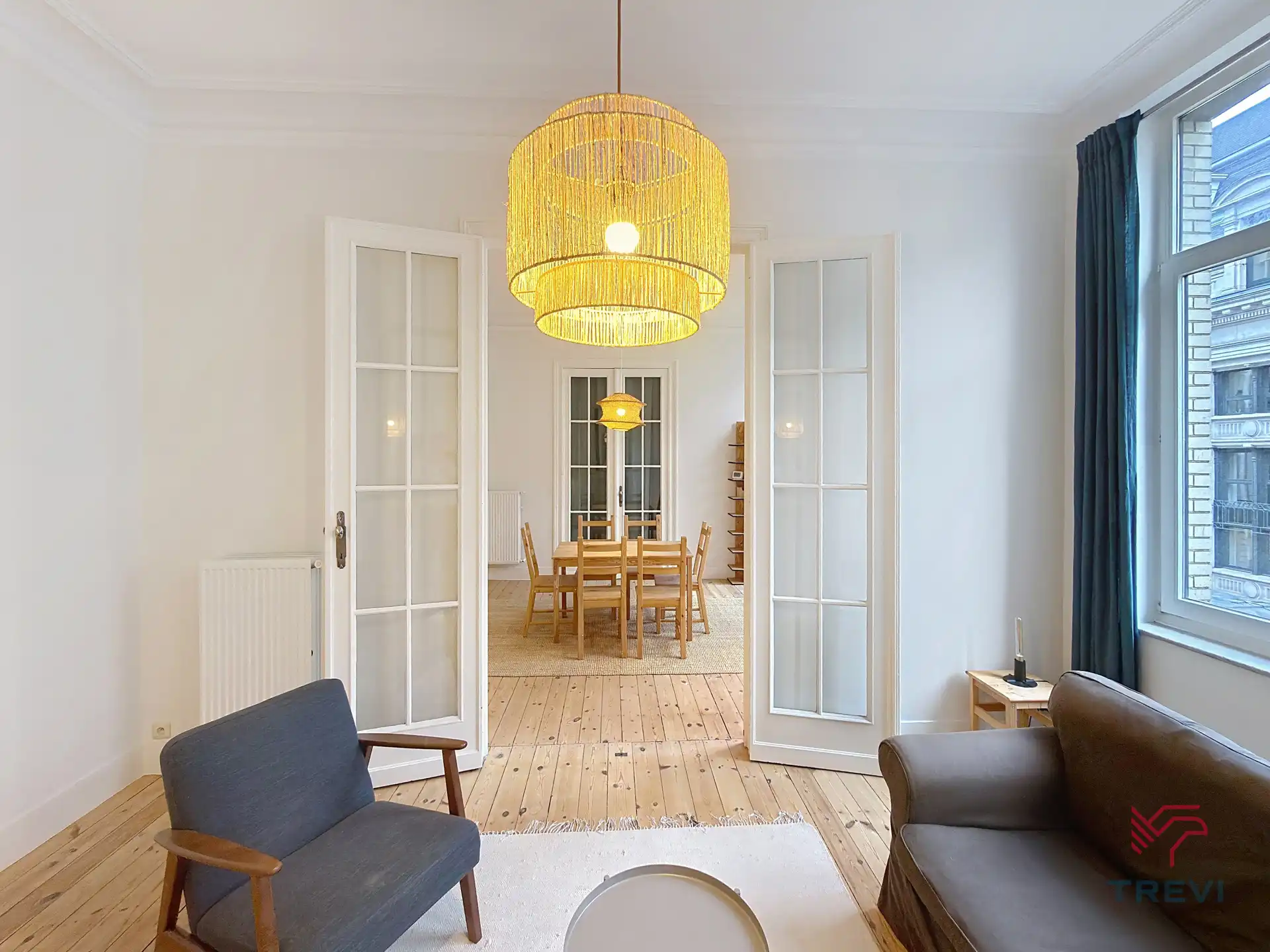 Gemeubileerd appartement met 2 slaapkamers in het centrum van Brussel!   foto {{pictureIndex}}