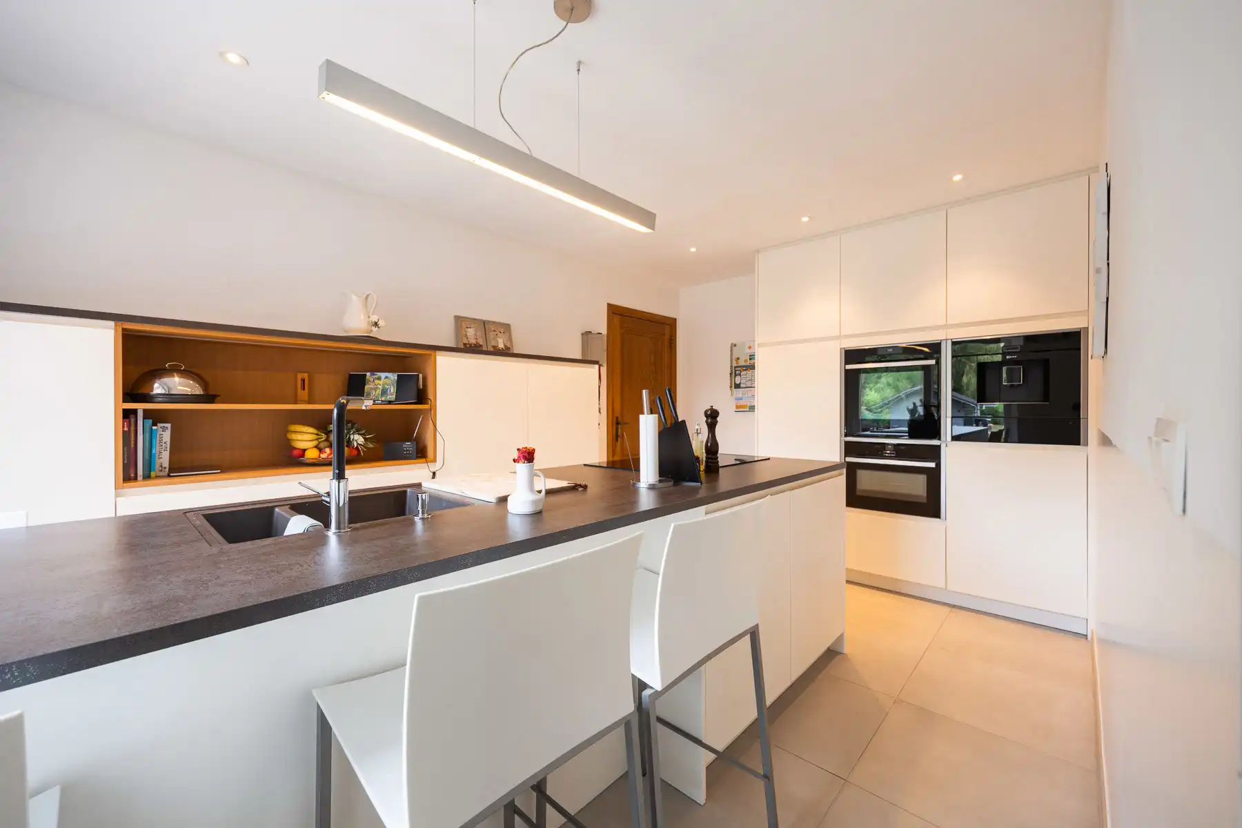 Landelijke woning op riant perceel met zwembad foto 12