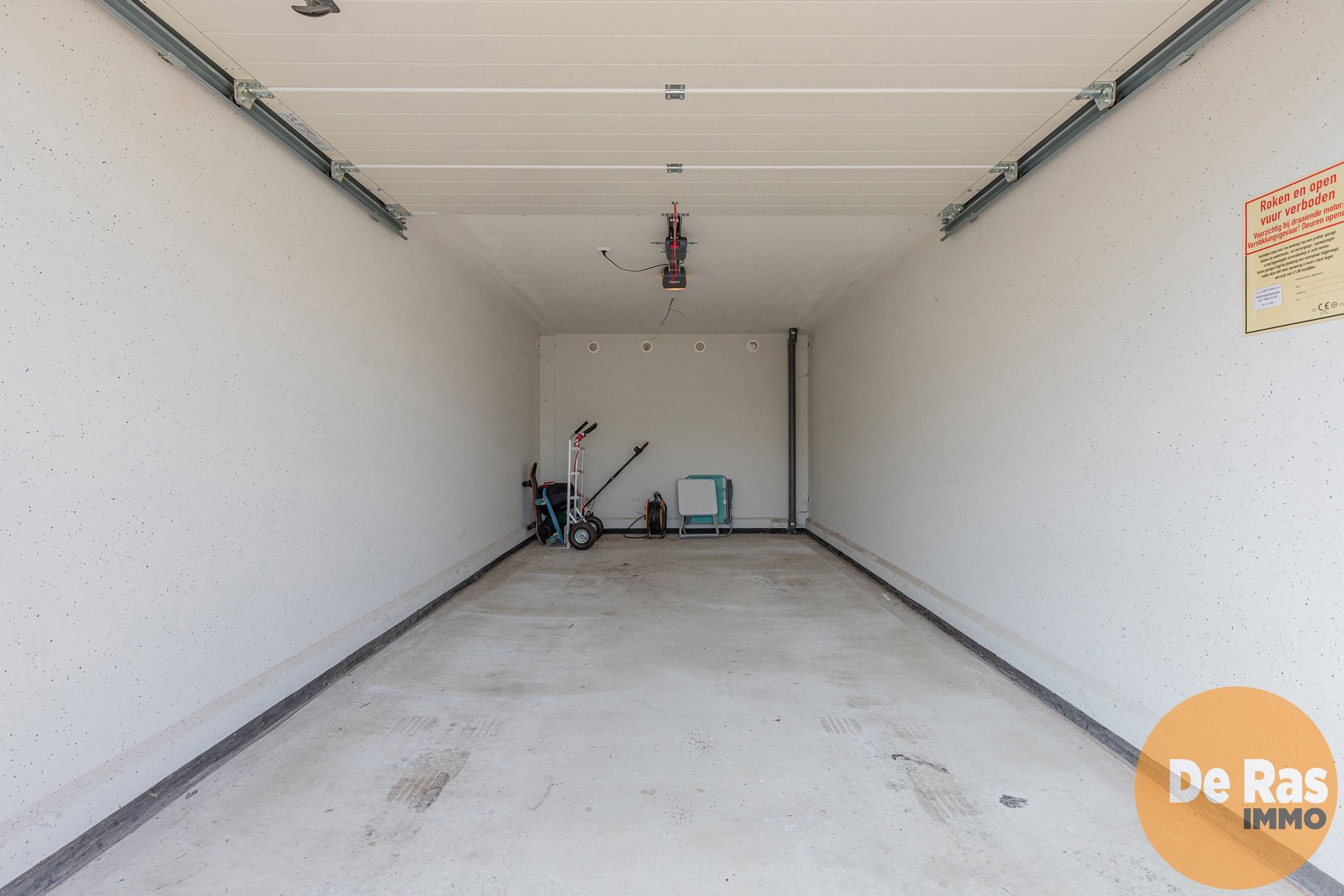 Herzele -  Totaal gerenoveerde woning met 4 slaapkamers, tuin en garage gelegen centrum Herzele foto 23