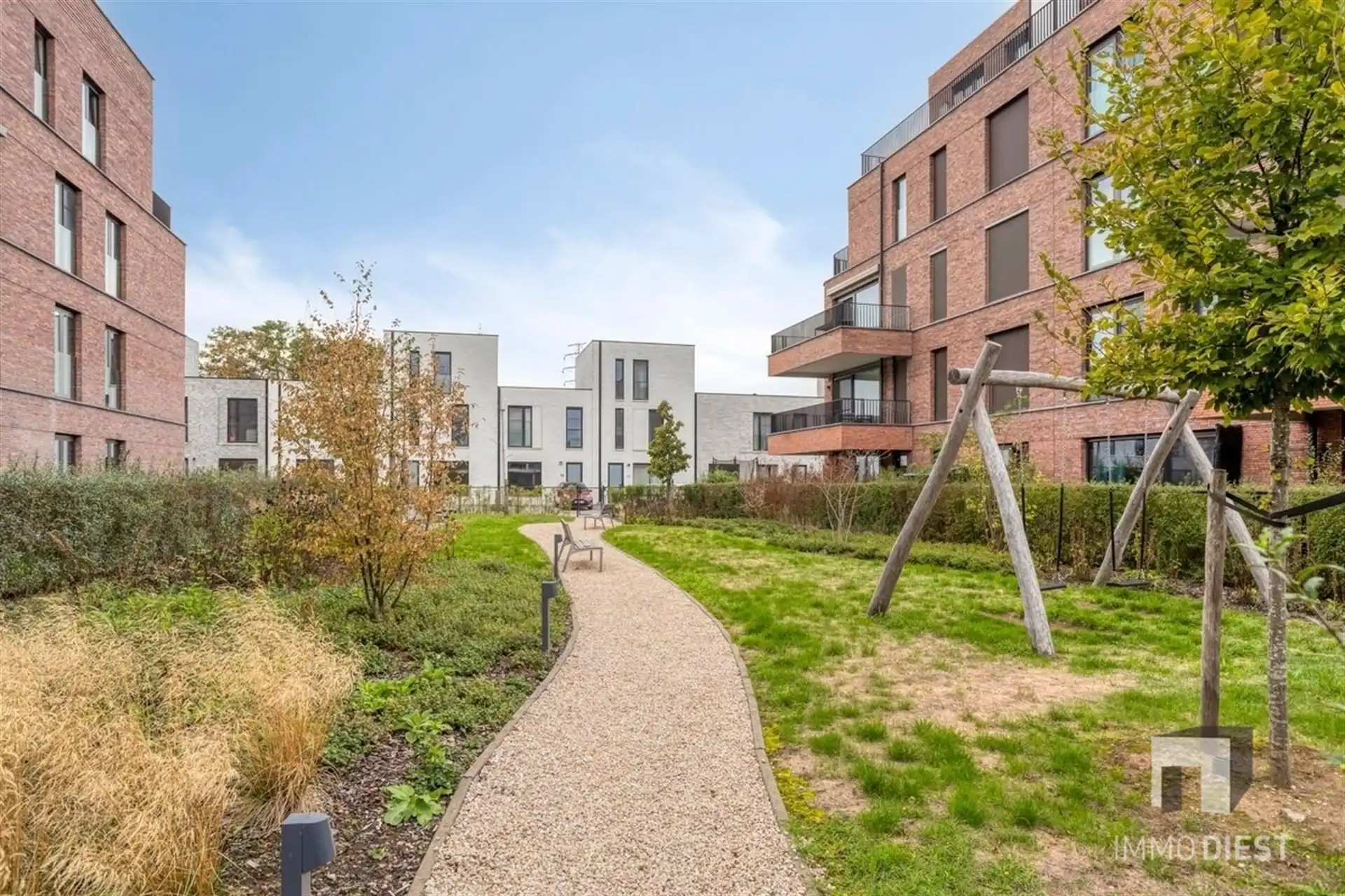Gelijkvloers appartement met 3 slaapkamers, 2 terrassen en parking foto 23