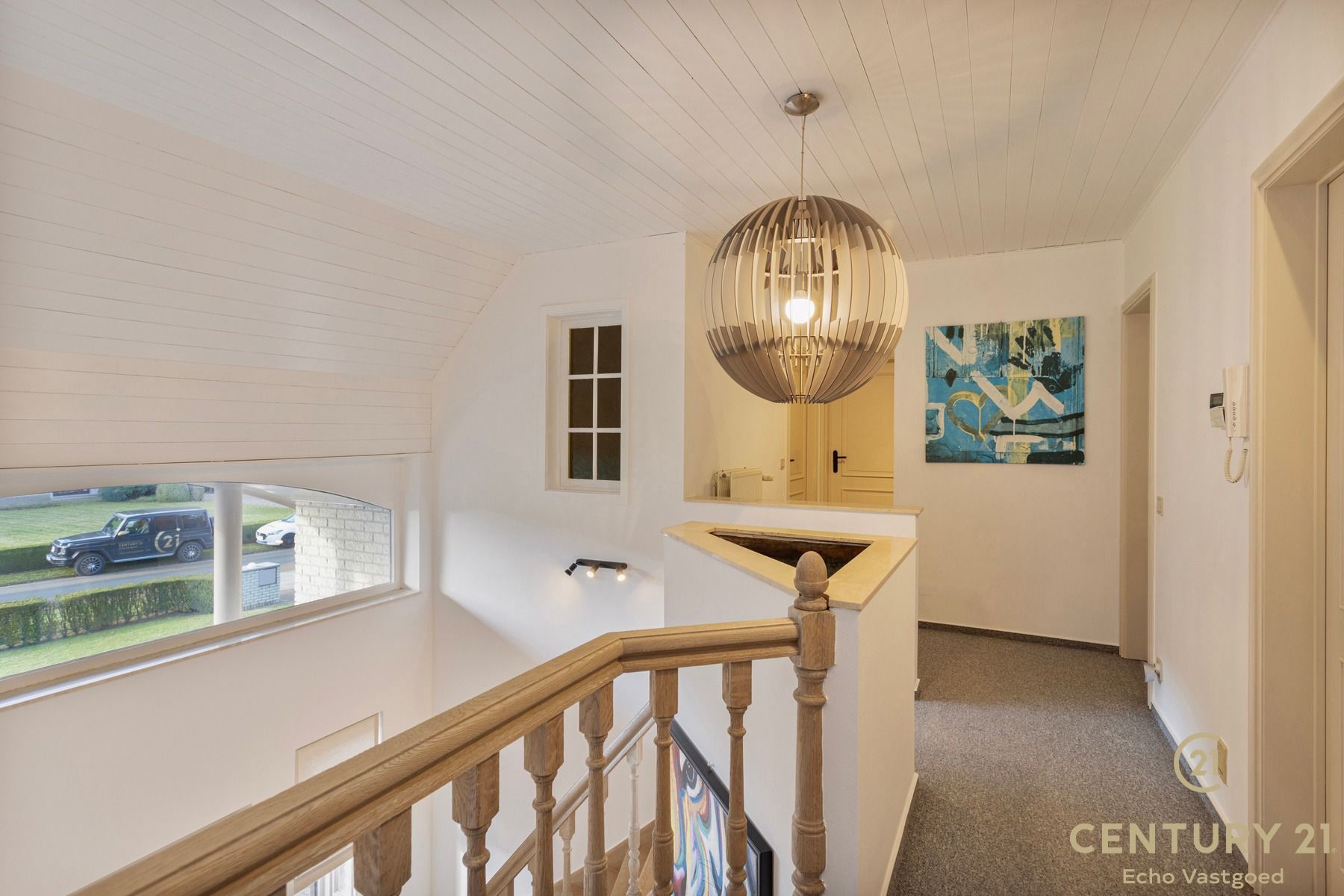 Ruime, gerenoveerde villa met fraaie tuin op ca 2420m² foto 21