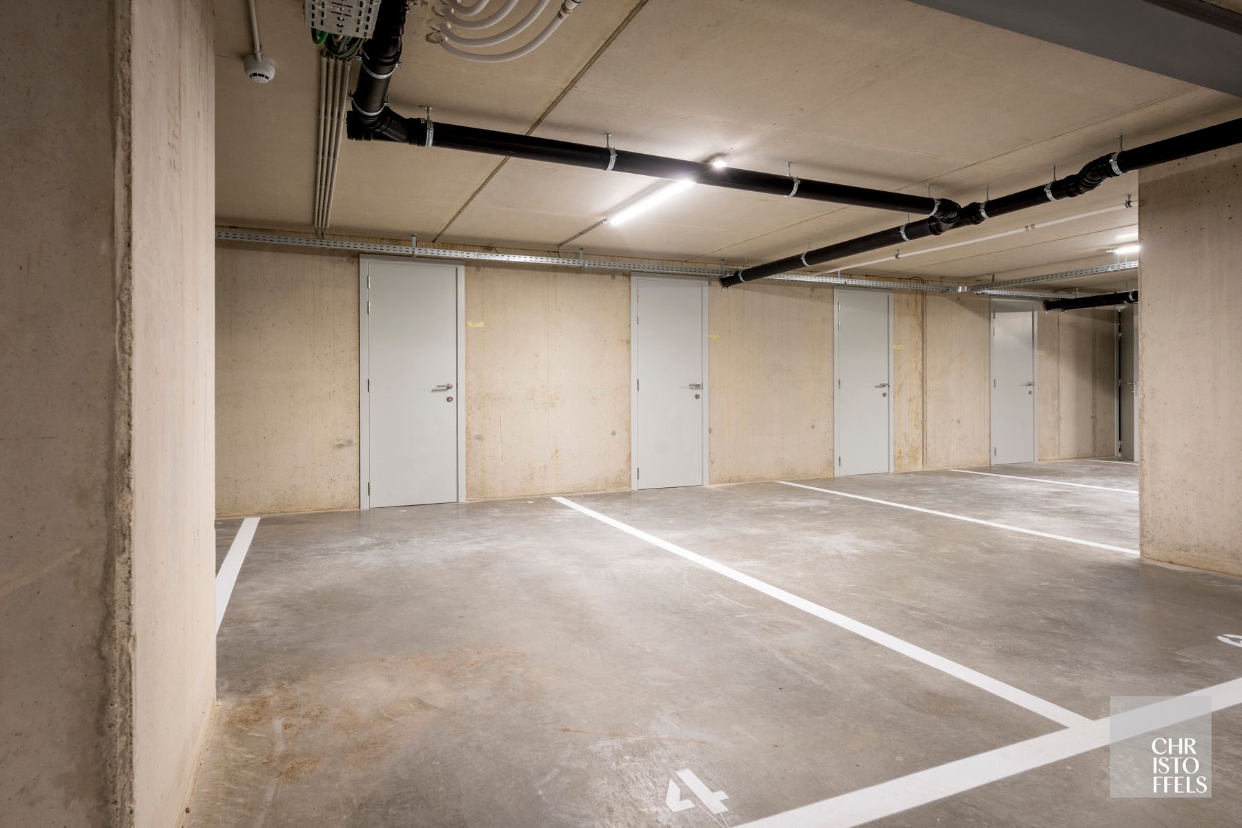 TE HUUR - Nieuwbouw 2-slaapkamerappartement in hartje Lanaken! foto 13