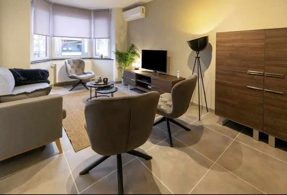 Stijlvol duplex-appartement met 2 slaapkamers en parkeerplaats te huur op toplocatie in Maasmechelen. foto 5