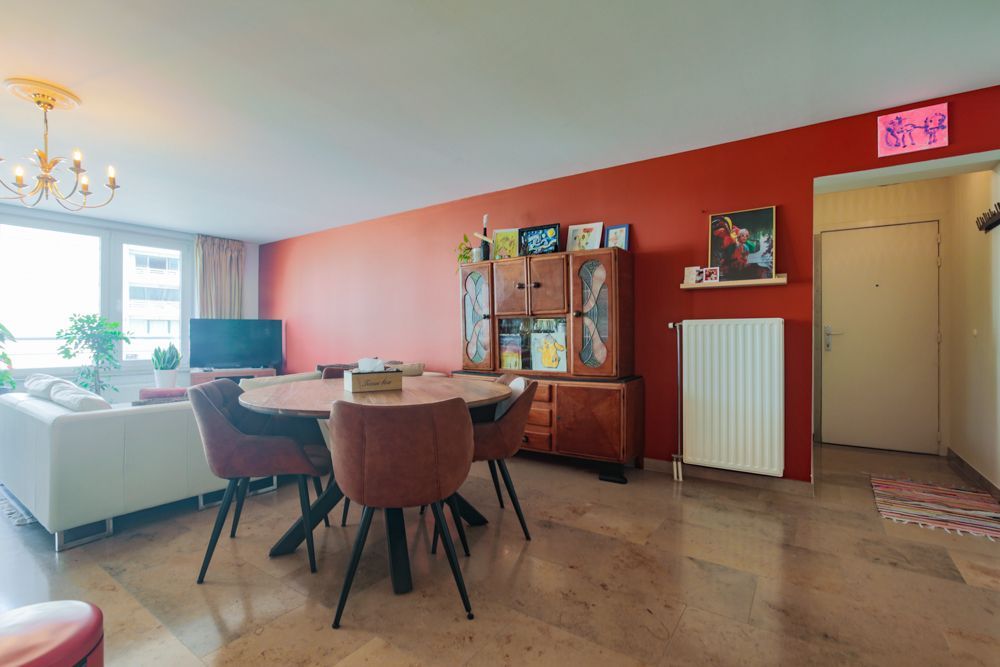 Ruim appartement met terras en zijdelings duinzicht foto 2