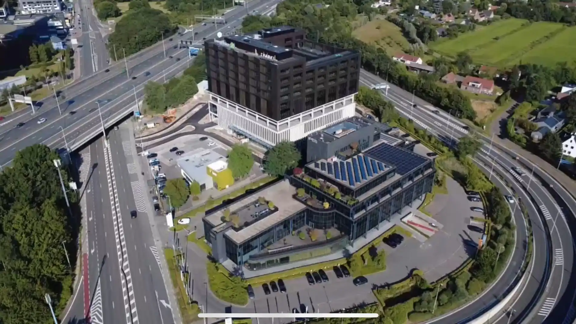 Kantoorruimte te huur in nieuwbouwproject Ouverture tegenover KBC toren in Gent foto 2