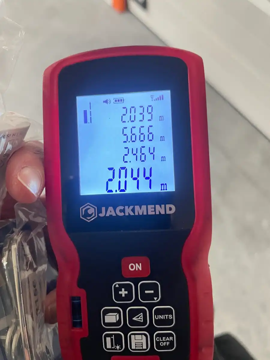 Makkelijk inrijdbare garagebox op niveau -2 onder de Minigolf foto 12