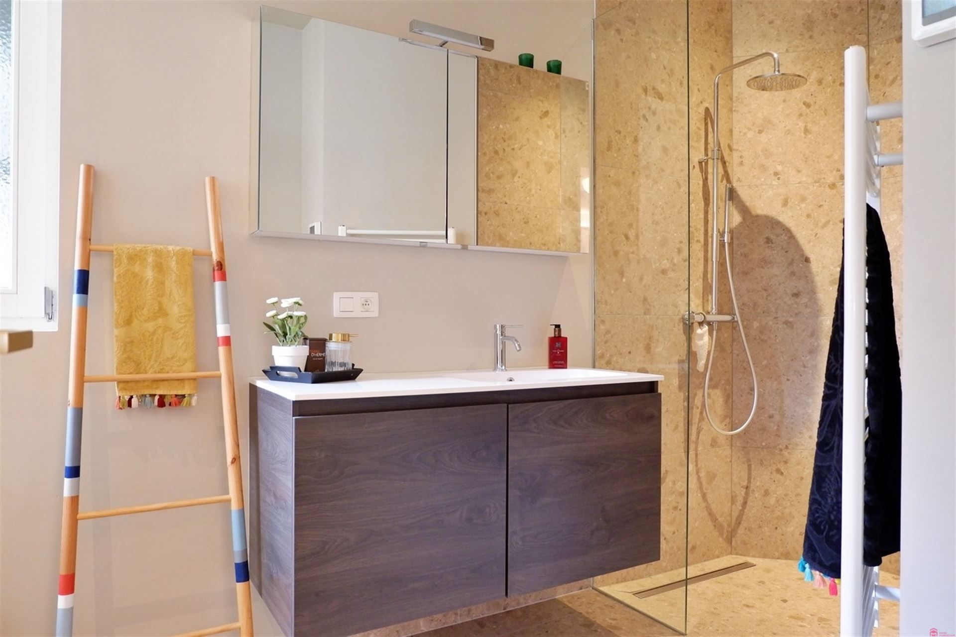 Prachtig gelijkvloers appartement foto 12