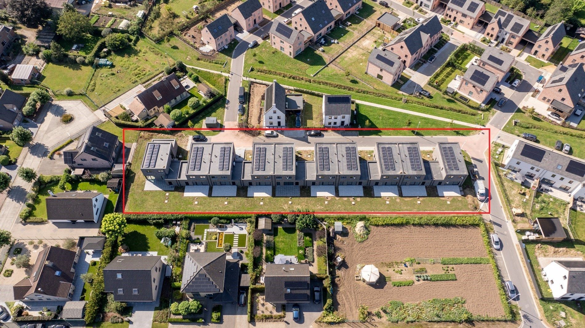 HALF OPEN NIEUWBOUW BEN-WONING MET 3 SLK, GARAGE, TERRAS EN TUIN foto 22