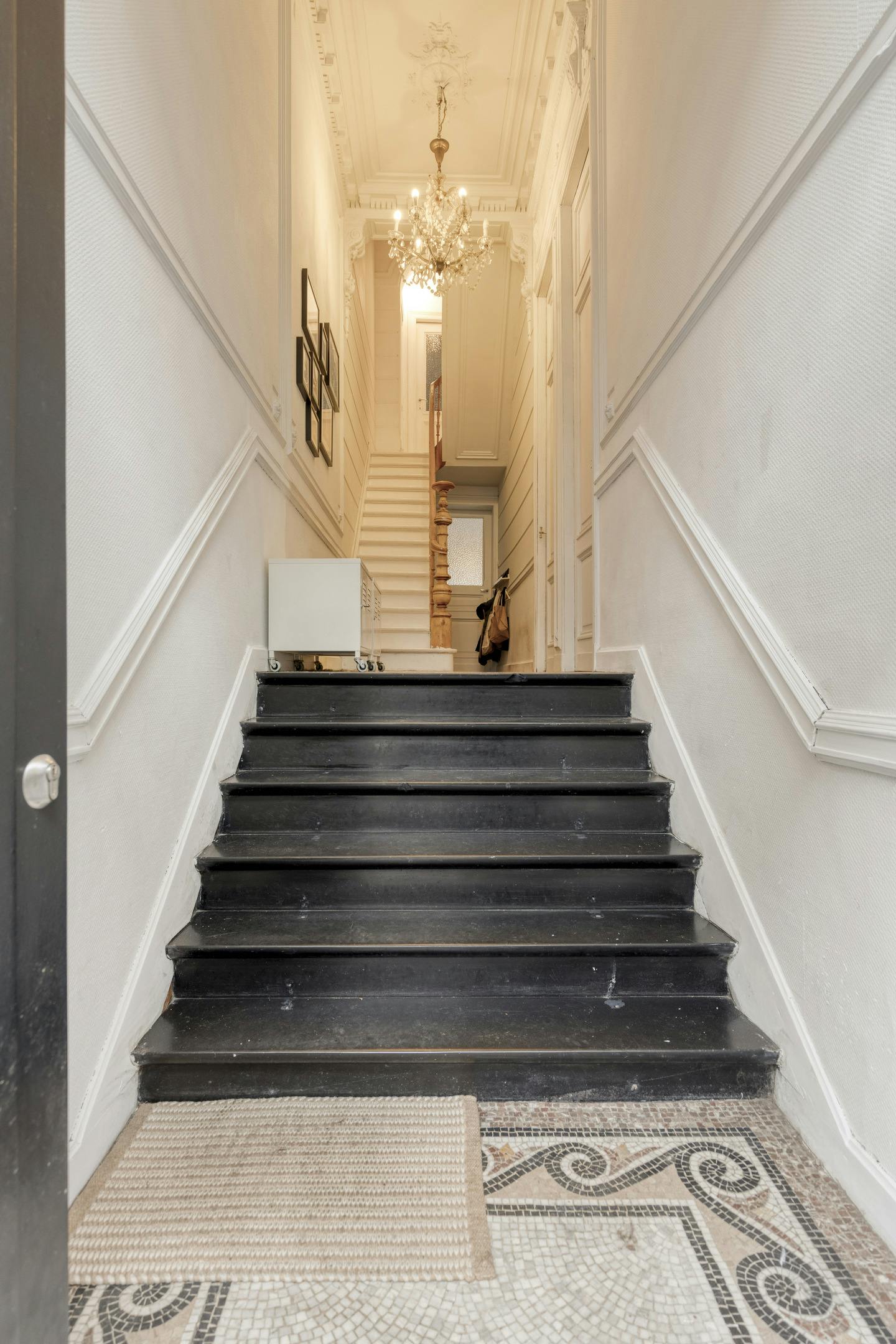 Ruim herenhuis te koop in Antwerpen foto 6