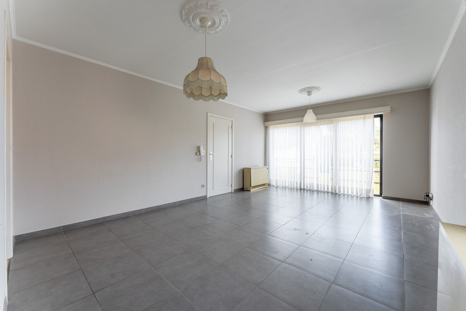1 SLK APPARTEMENT OP EEN TOPLACTIE IN HET CENTRUM VAN NEERPELT IN EEN KLEINE BLOK MET LIFT EN EEN AFSLUITBARE GARAGE! foto 7