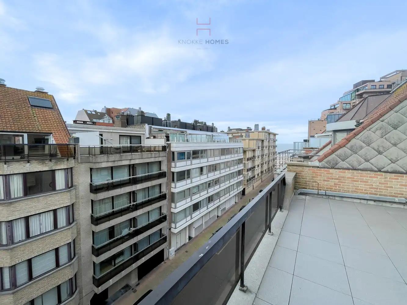 Volledig gerenoveerd penthouse in nabijheid van de zeedijk met schitterende terrassen foto 13