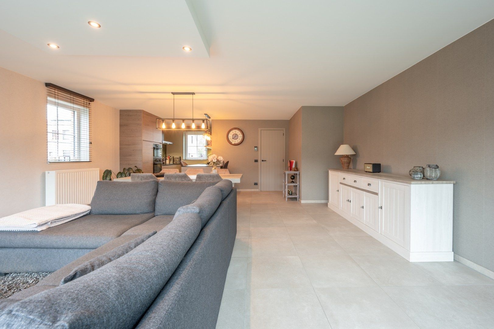 Recente en energiezuinige woning nabij het centrum van Jabbeke foto 7