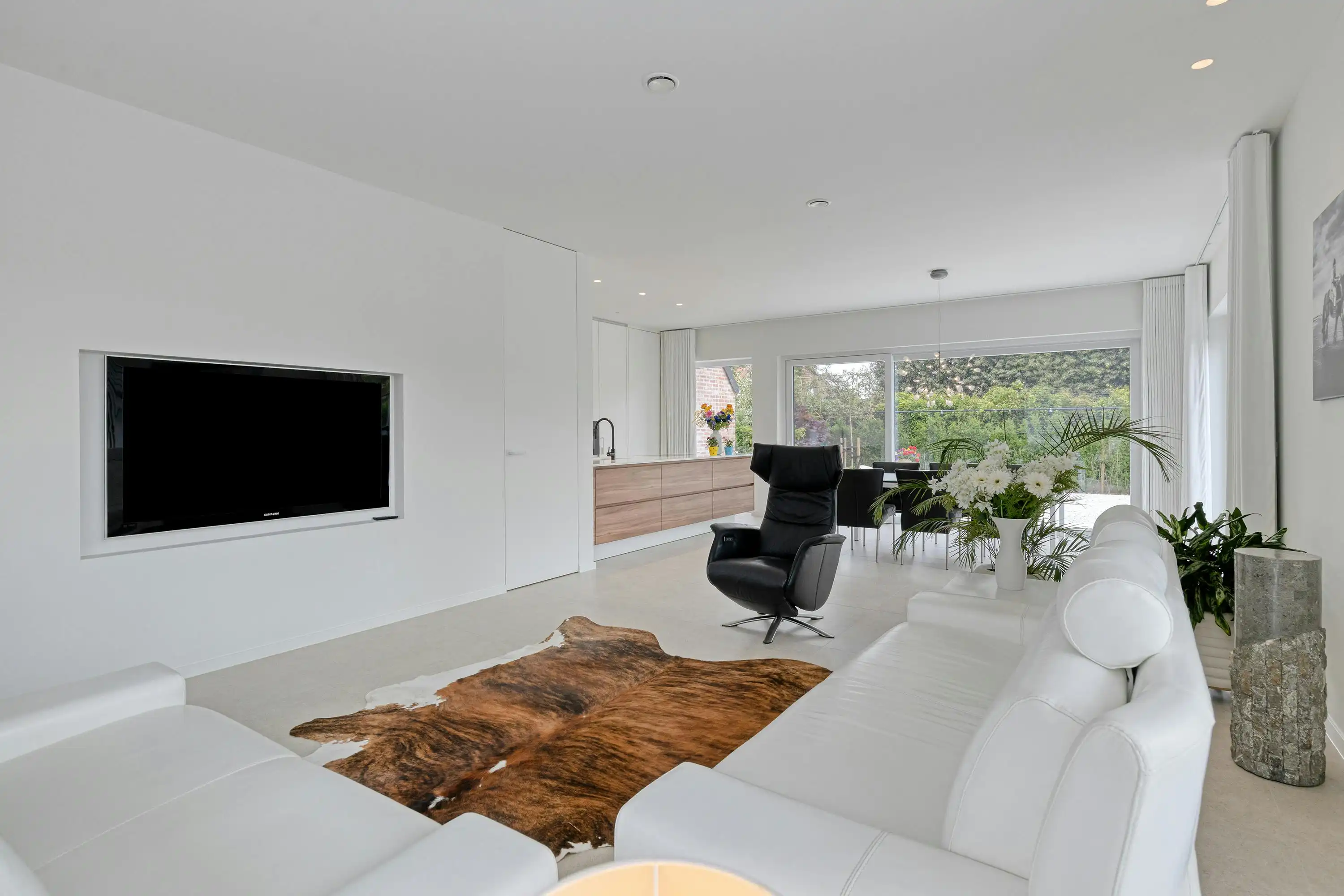 Perfect afgewerkte villa (2023) op rustige ligging foto 4