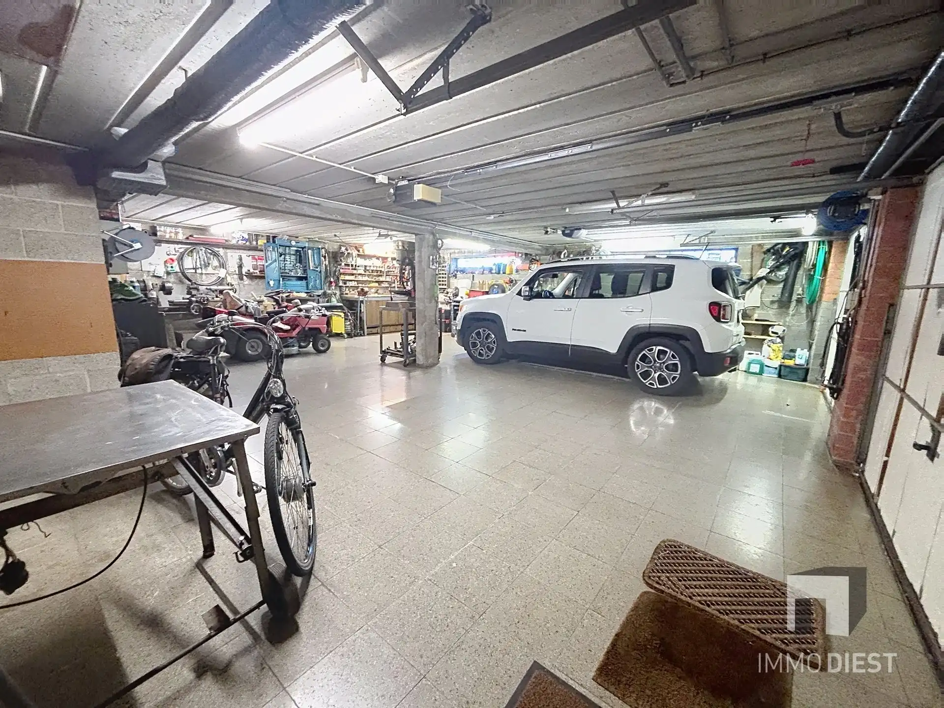 Gelijkvloerse woning met 4 slaapkamers en een volwaardige kelder foto 27