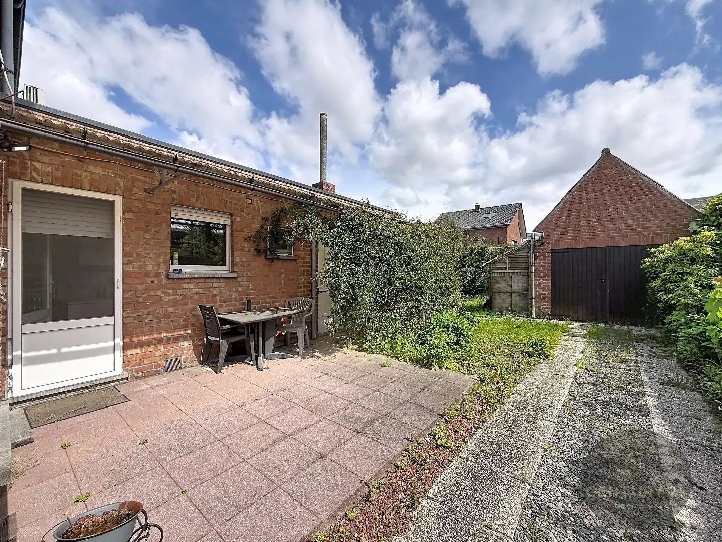 Te renoveren halfopen bebouwing met 4 slaapkamers  foto 15