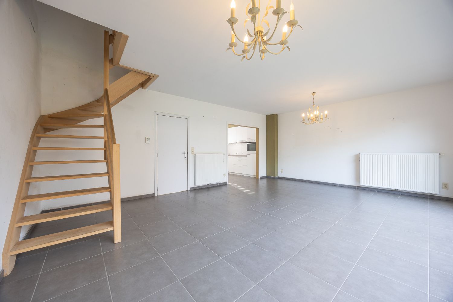 Woning met 3 slaapkamers en zonnige tuin te huur in Leffinge foto 5