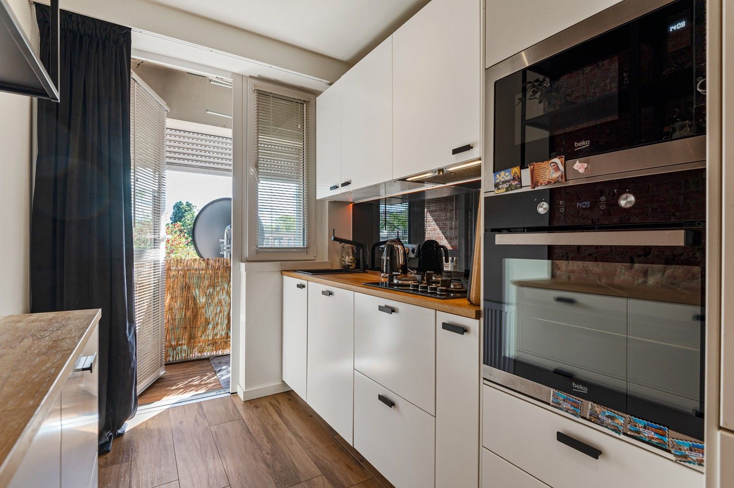 Appartement met 2 slaapkamers en terras te koop in Borgerhout! foto 10
