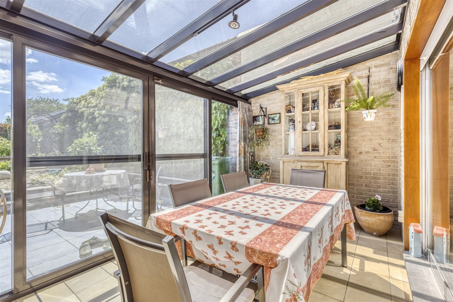 Charmante, energiezuinige woning met prachtige tuin foto 13