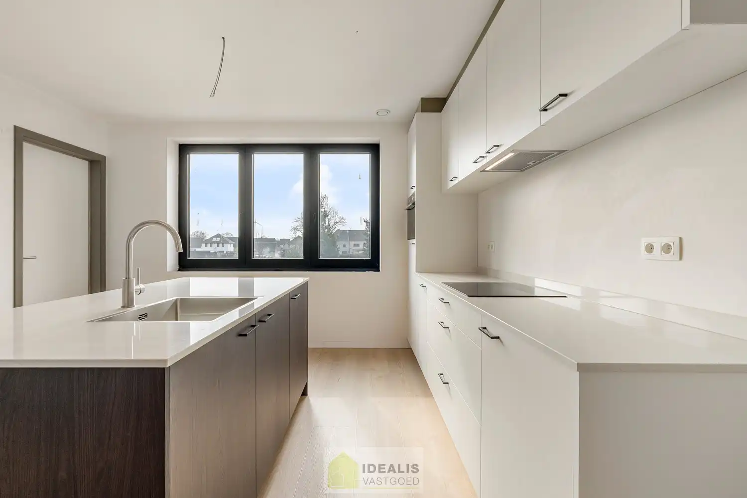 NIEUWBOUW DUPLEX APPARTEMENT MET 2 SLAAPKAMERS, KELDERBERGING EN EEN ONDERGRONDSE AUTOSTANDPLAATS foto 8