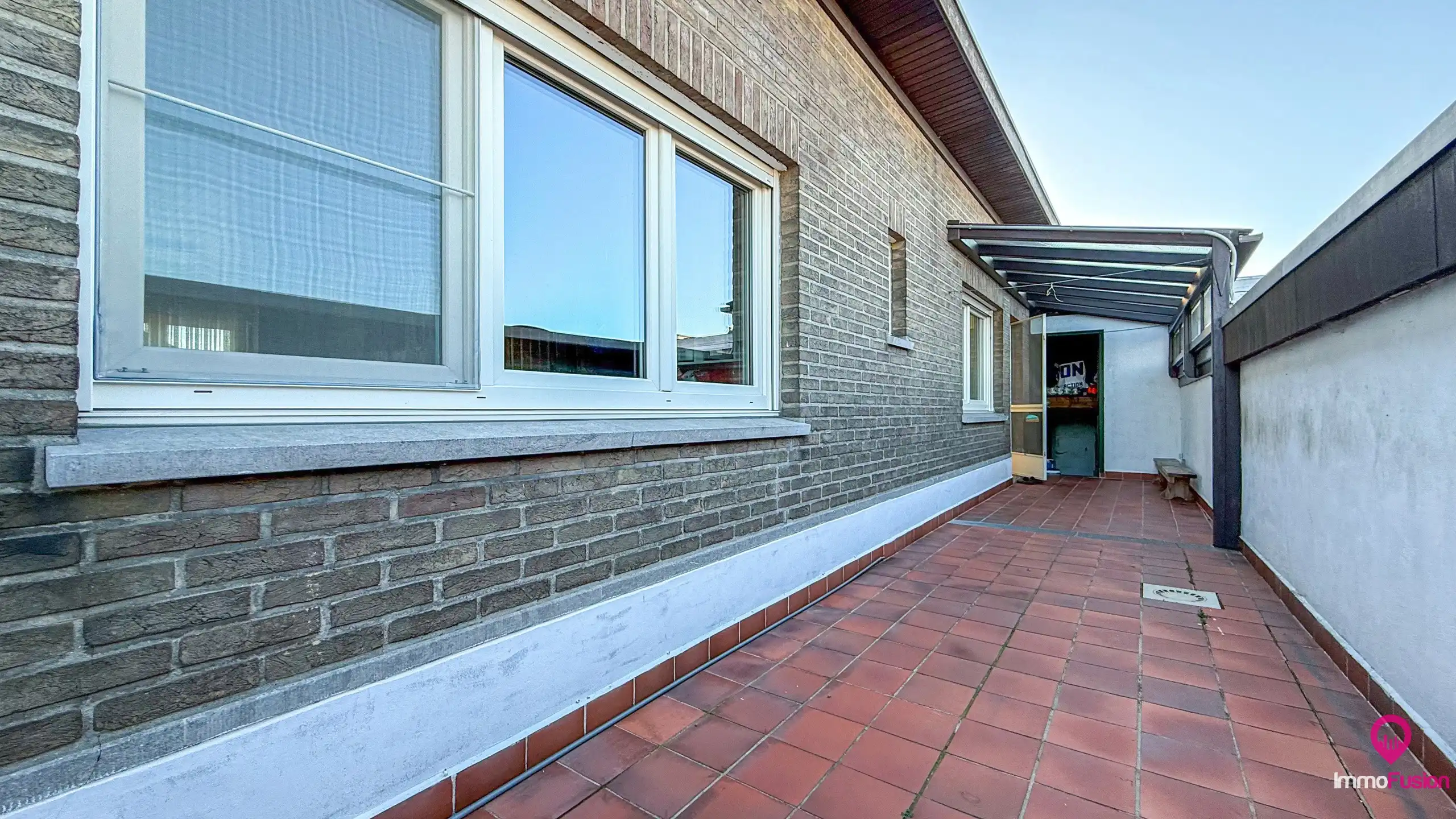 Uniek woon-werkpand met vergunde loods van 110m² en 5 slpks! foto 32