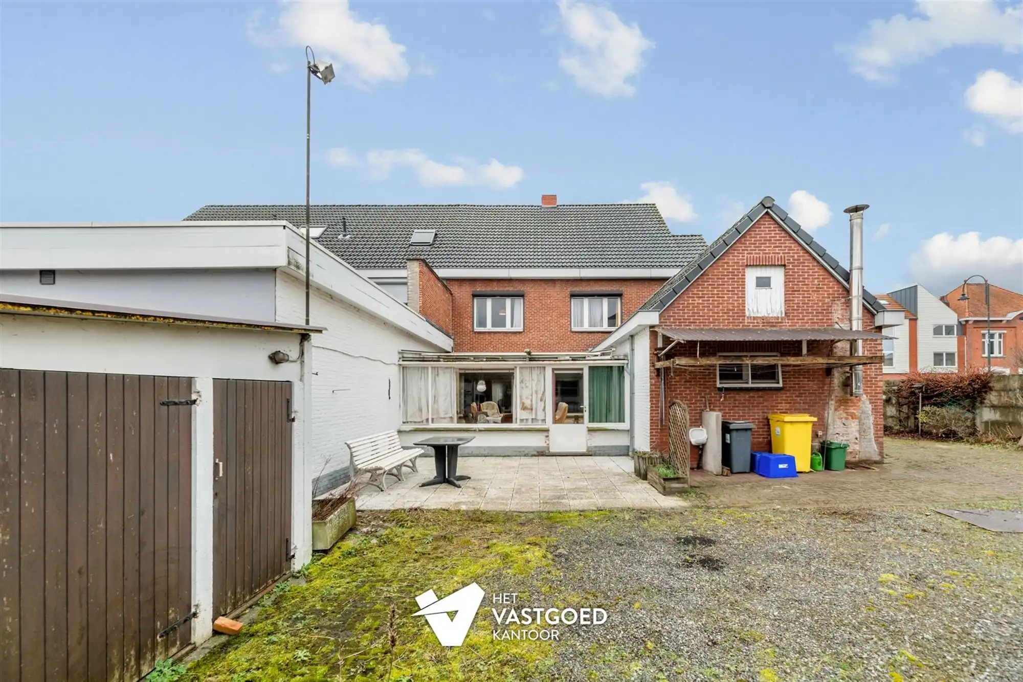 CENTRAAL GELEGEN, RUIME WONING MET VEEL MOGELIJKHEDEN! foto 25