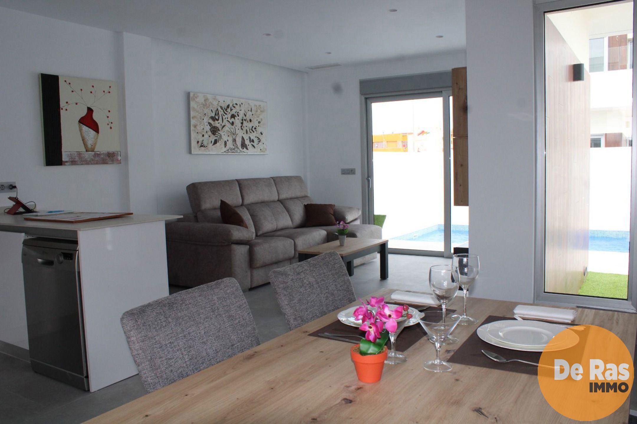 SPANJE - TOPINVESTERING- Schitterende villa in klein complex foto 13