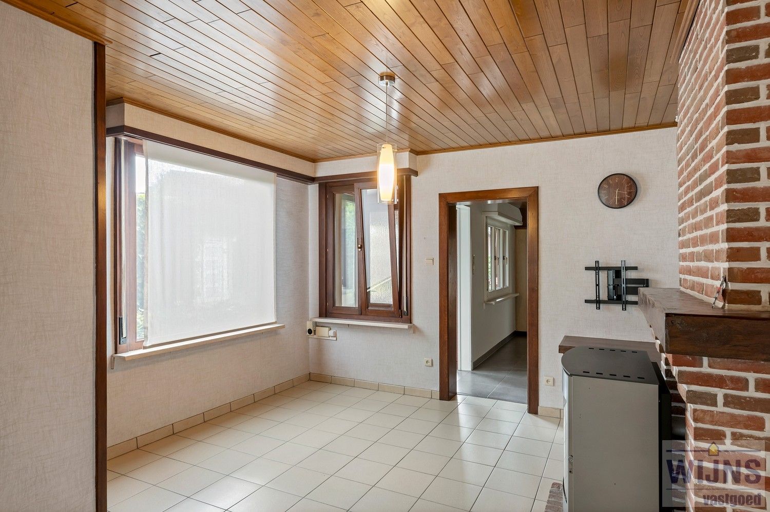 Mooi onderhouden woning met 2 slpkm foto 6