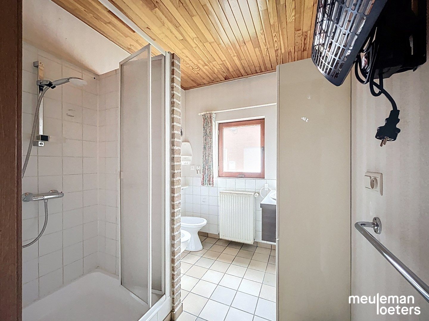 Charmante woning met garage en terras foto 9
