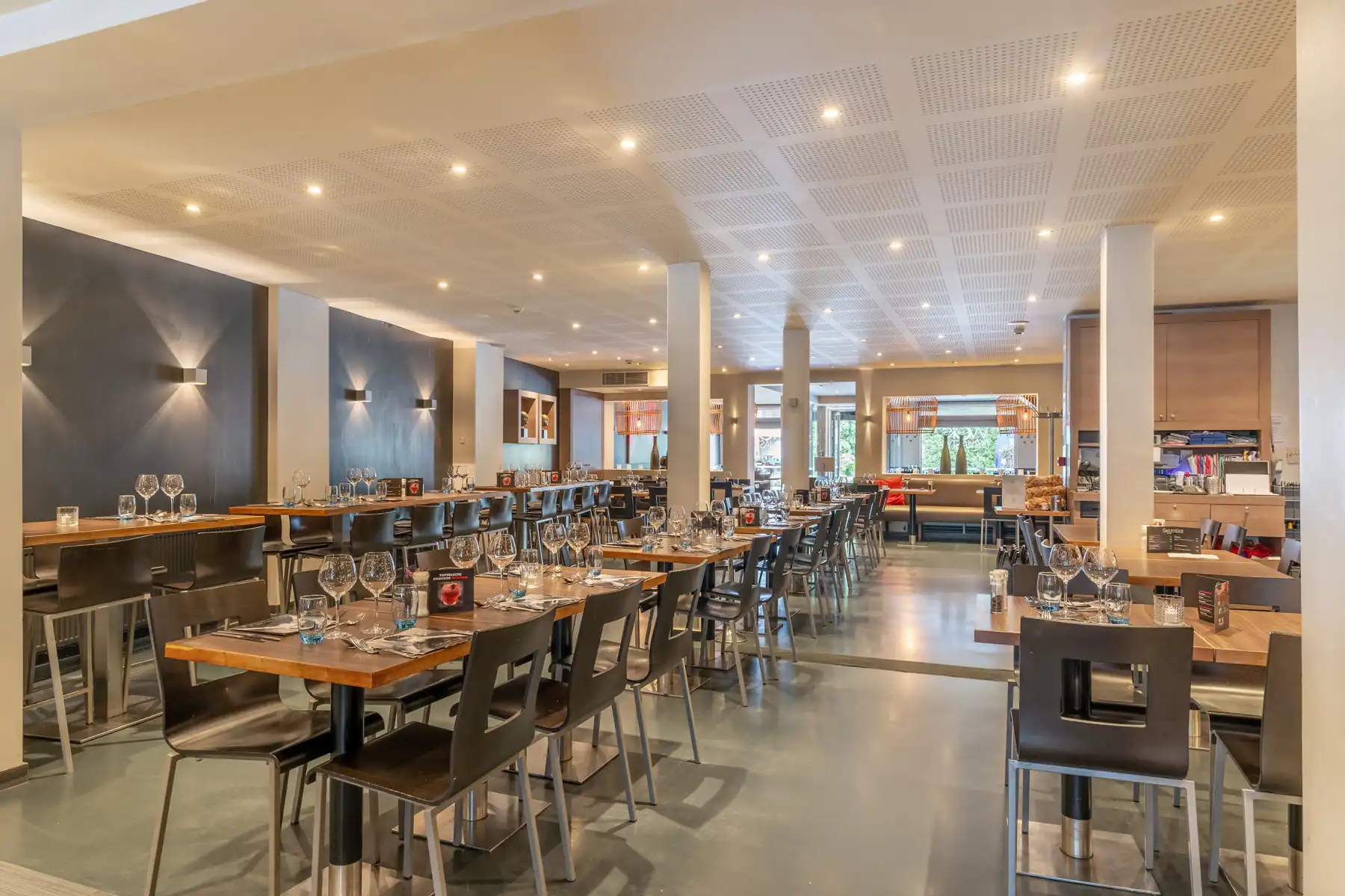 Prachtig commercieel pand met stadstuin in het hart van Aartselaar foto 11