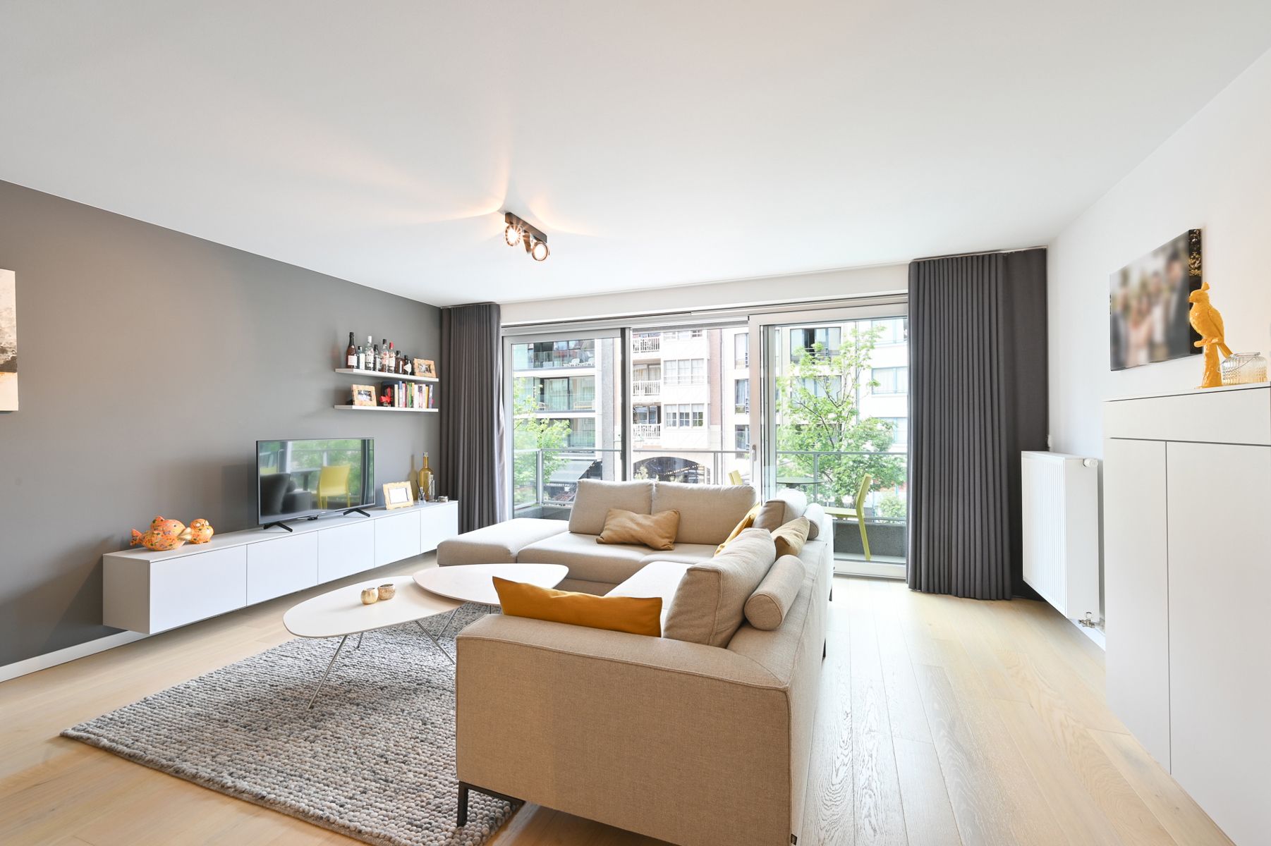 Super aangenaam appartement in recente residentie met brede gevel  foto 1