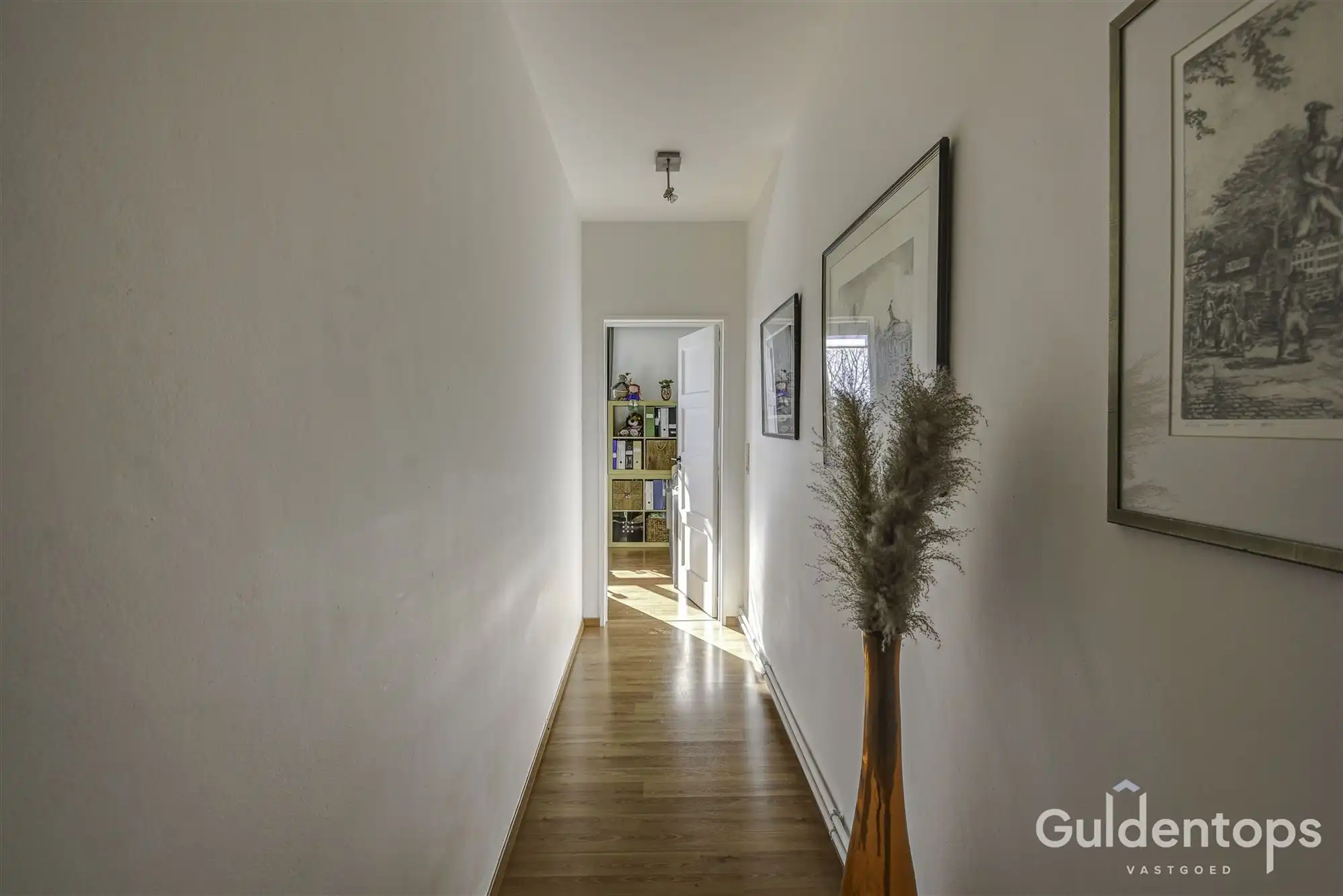 Knap vernieuwd 3-slaapkamerappartement (125 m²)  foto 28